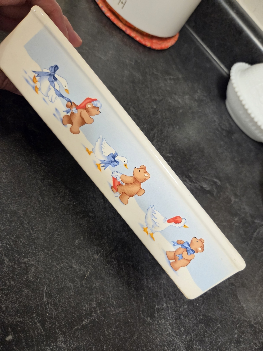 Vintage 1988 House of Lloyd ceramic "quacker" cracker dish.